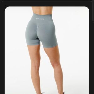 alphalete amplify short